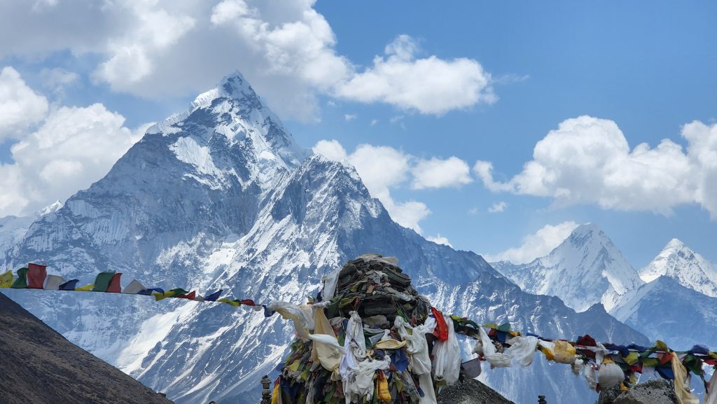 MT Amadablam