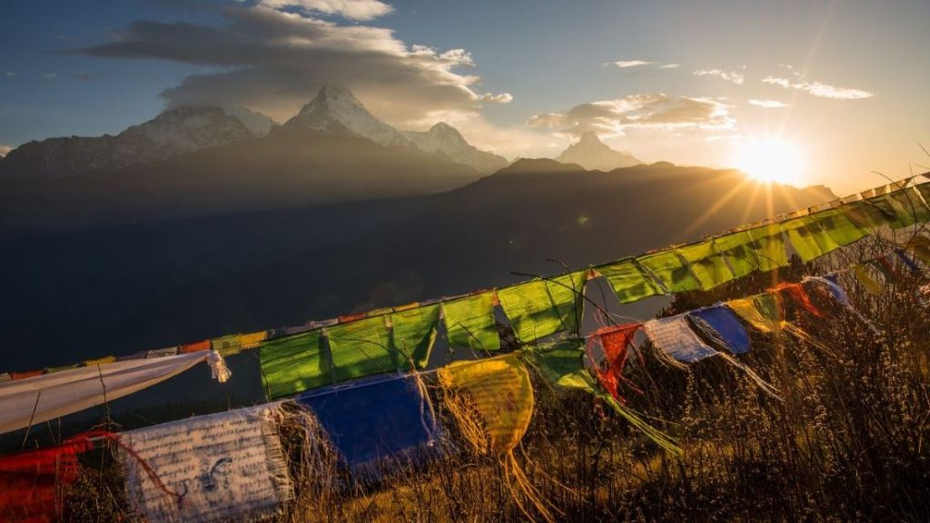morning view from poonhill