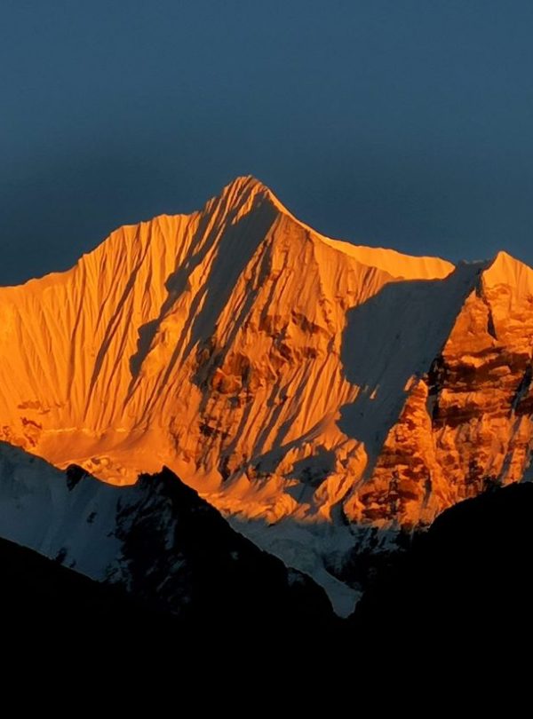 sunrise view from langtang