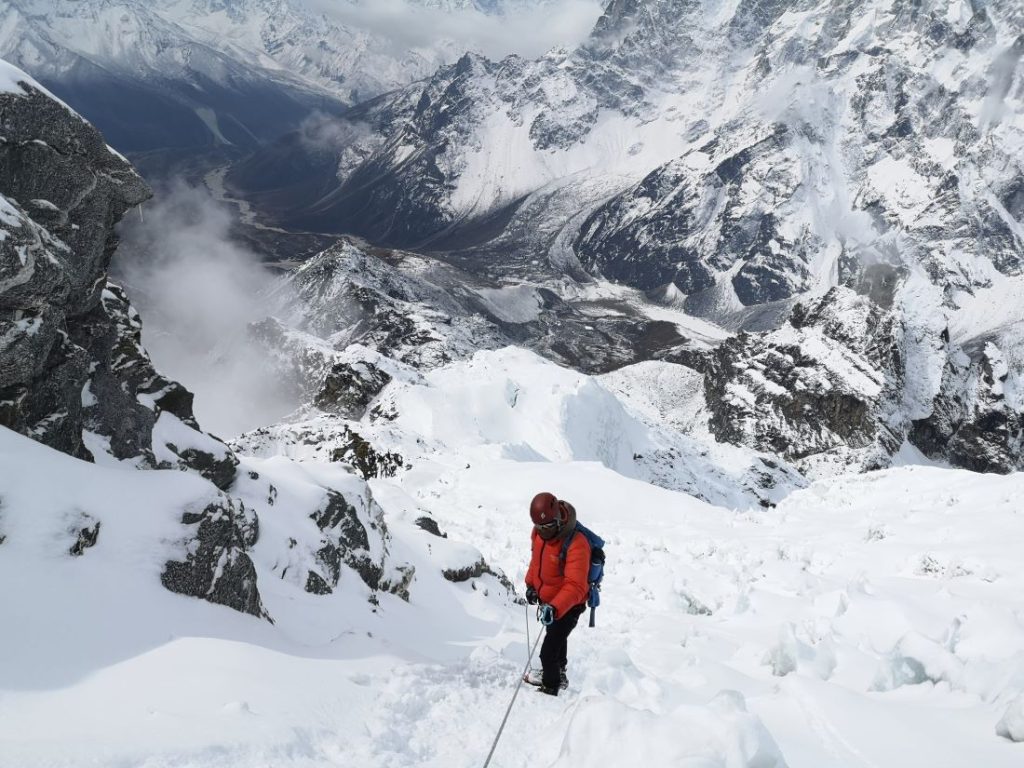 Everest base camp and lobuche peak climbing