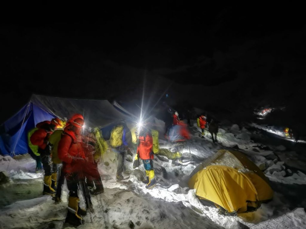 lobuche east climbing