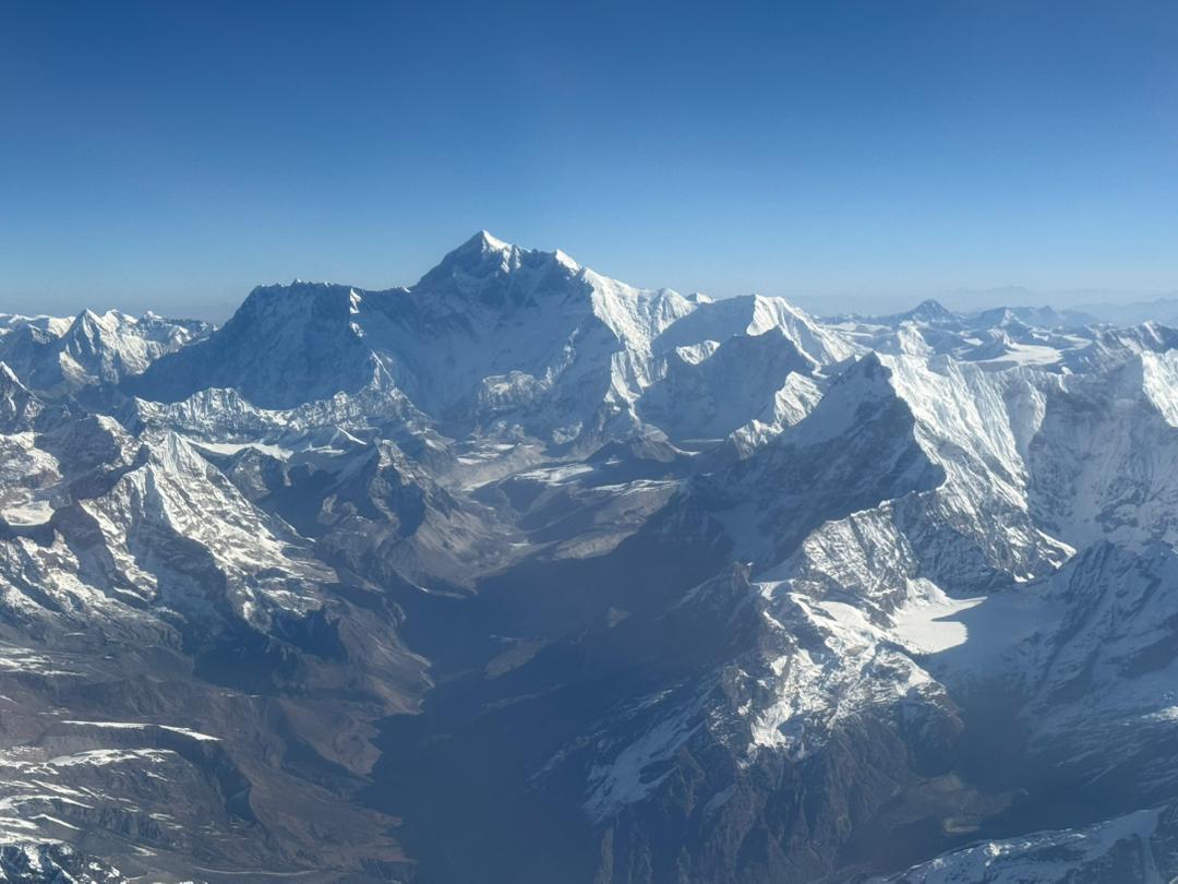 everest mountain flight