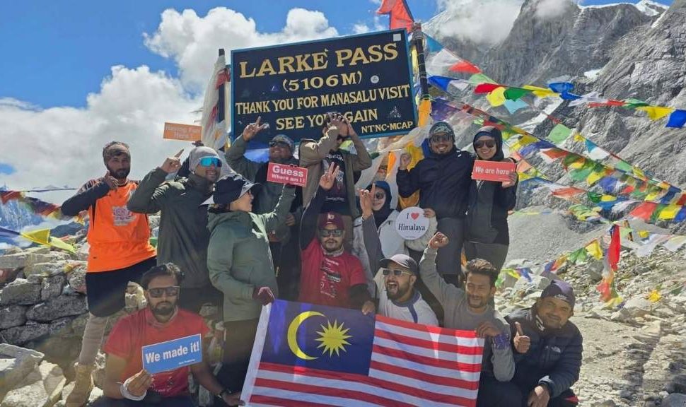 Larkya Pass