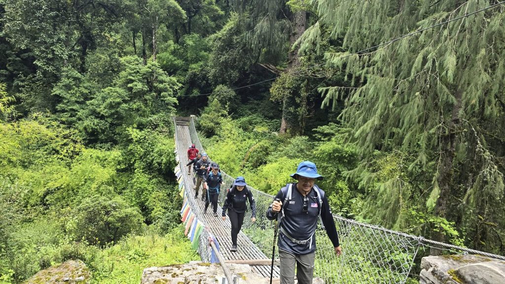 Suspension bridge on Manaslu circuit trek