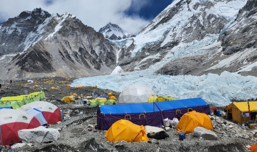 Best Time for Everest Base Camp Trek: Monthly Weather Guide