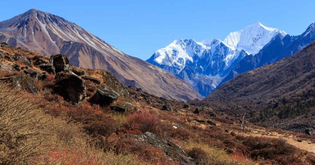 best time for the langtang valley trek